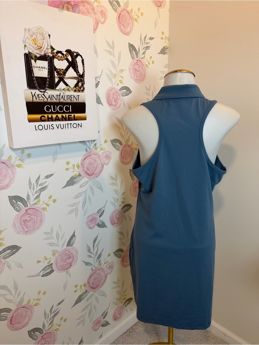 HIVERLAY Golf Sleeveless Mock Neck Active Top in Dusty Teal - Picture 5 of 9